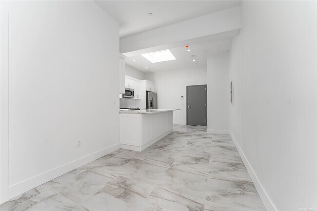 Foto del edificio - 138 E Park Ave