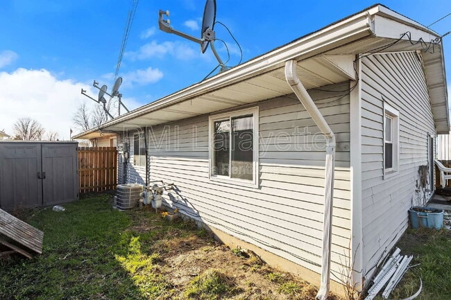 Photo - 30 W Oxford St House