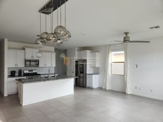 Foto del edificio - 4208 S 68th Dr