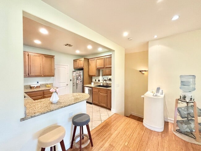 Foto del edificio - Oxnard | 2 Story 2+2 Condo | Seabridge Com...