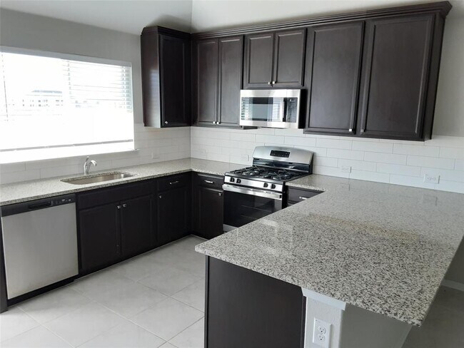 Building Photo - 11512 Milano Dr