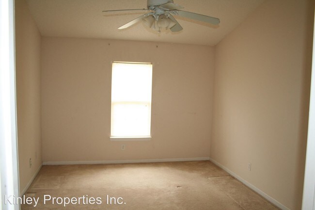 Building Photo - 934 Berryhill Rd