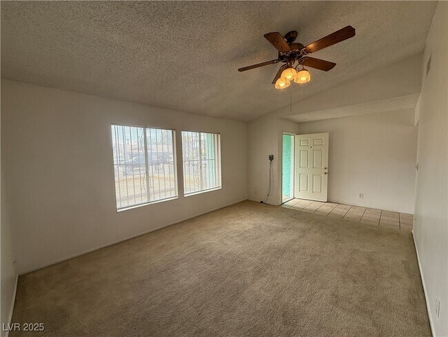 Foto del edificio - 2206 Sunnyslope Ave