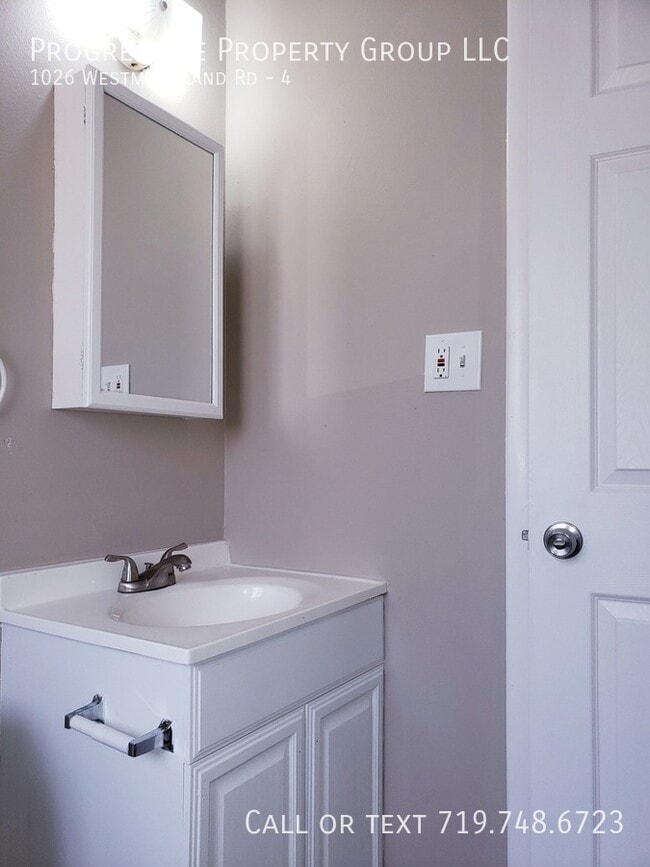 Building Photo - Charming 2-Bed, 1-Bath for Only $1150/Month!