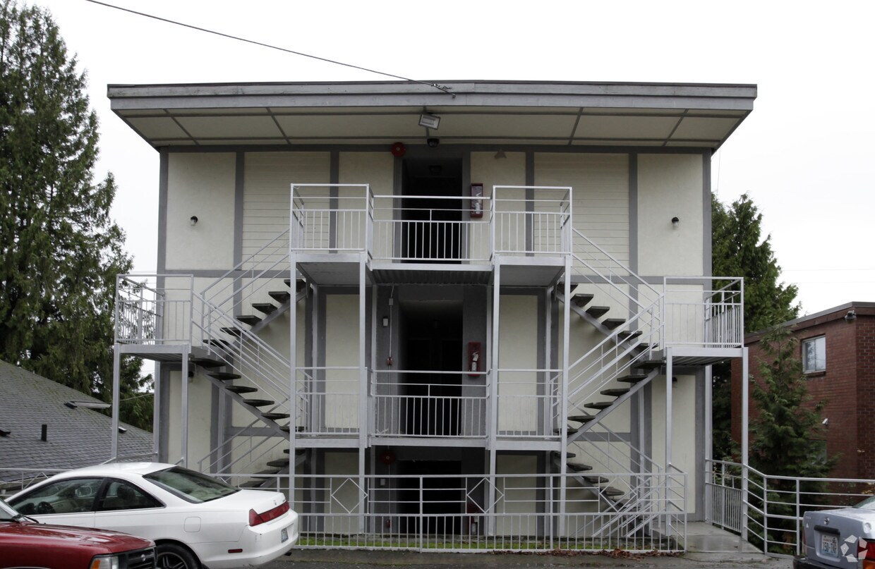 Building Photo - 1532 12th Ave S