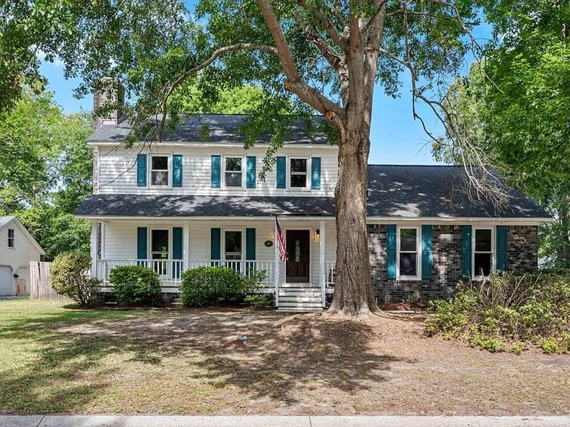 Foto principal - Home with Modern Updates in Indigo Fields!