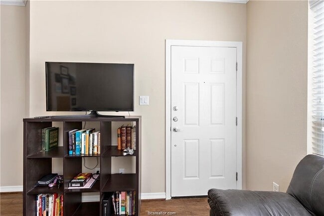 Building Photo - 1198 Jones-Butler Rd