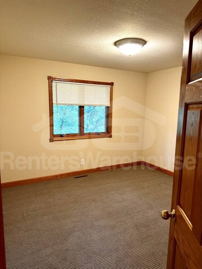 Foto del edificio - 11083 Ridge Point Blvd