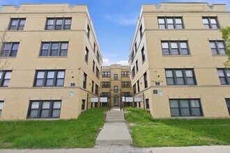 Building Photo - 1014 S 1st Ave