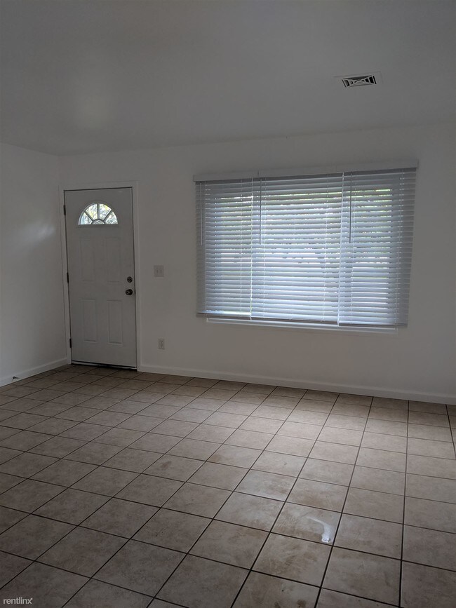 Foto del edificio - 3 br, 1 bath House - 1512 Holmes St