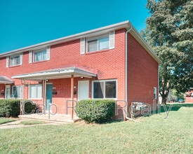 Building Photo - 391 Barnett Rd