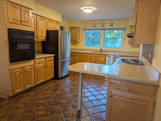 Building Photo - 406 Allonby Dr