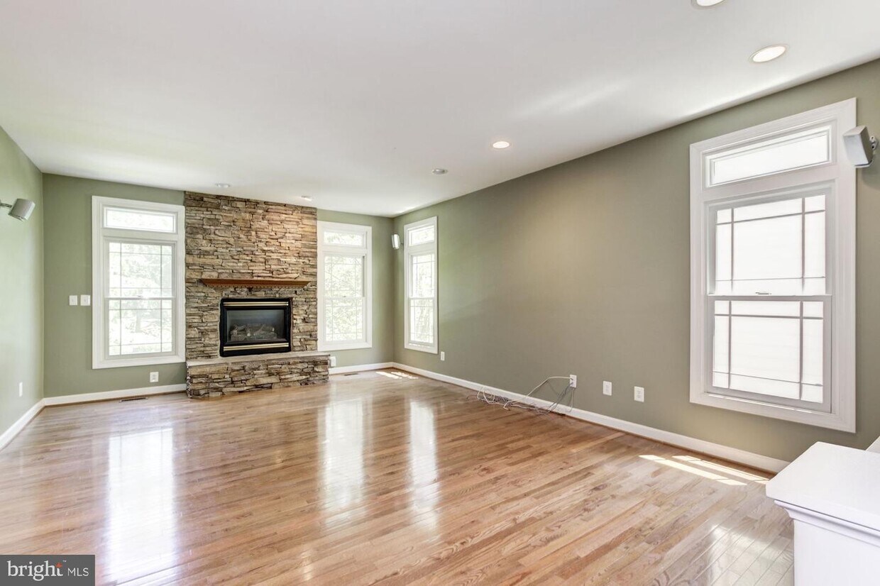 Foto principal - 948 Gentlewood St