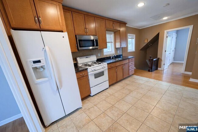 Foto del edificio - 205 Valley Brook Ave