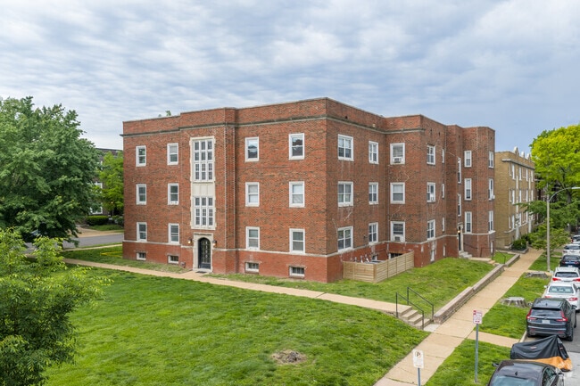 Building Photo - Rosebury Apartments