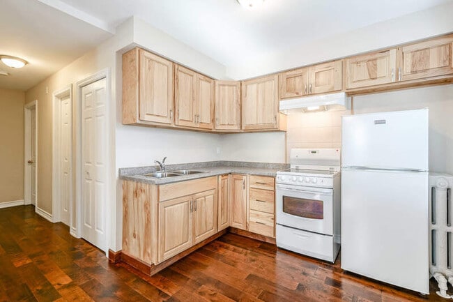 Building Photo - 91 Carrick Ave