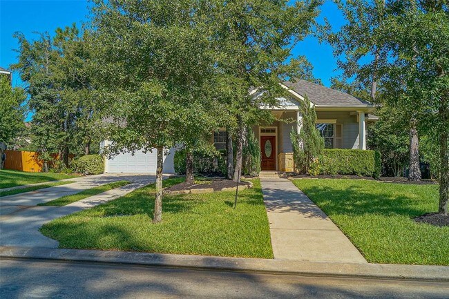 Building Photo - 18 E Tapestry Park Cir