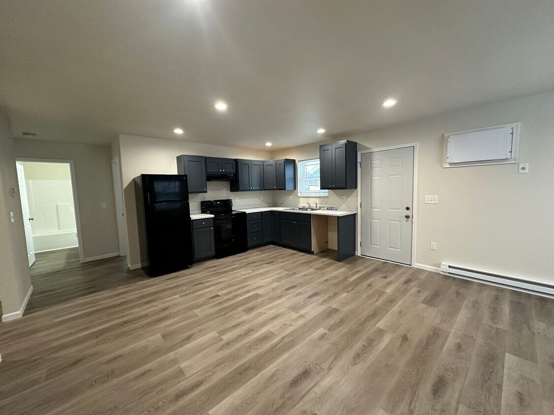 Foto principal - 2 Bedroom Duplex