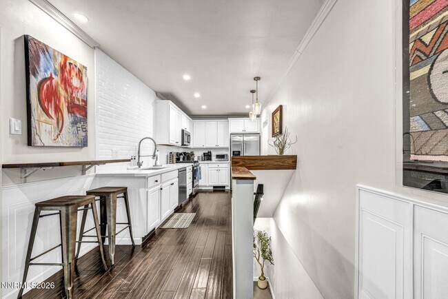Building Photo - 574 Reno Ave
