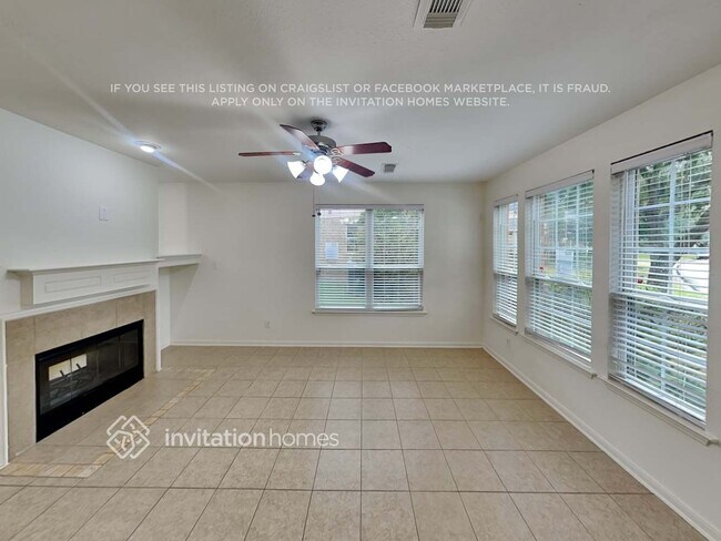 Foto del edificio - 17247 Marquette Point Ln