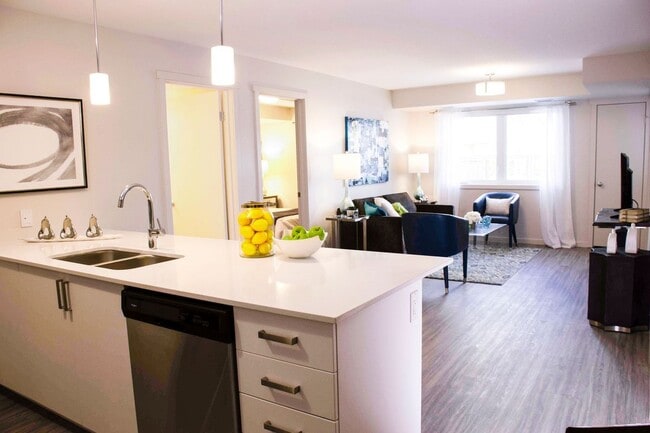 Photo du bâtiment - 772 Paisley Rd