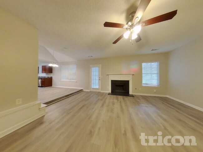 Building Photo - 6972 Foxmoor Way