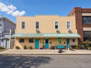 Building Photo - 5106 Danneel St