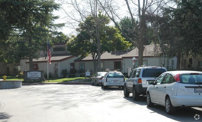 Building Photo - Palo Alto Gardens