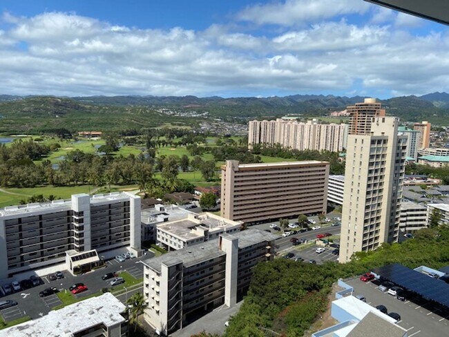 Foto del edificio - Gorgeous views of golf course and mountain...