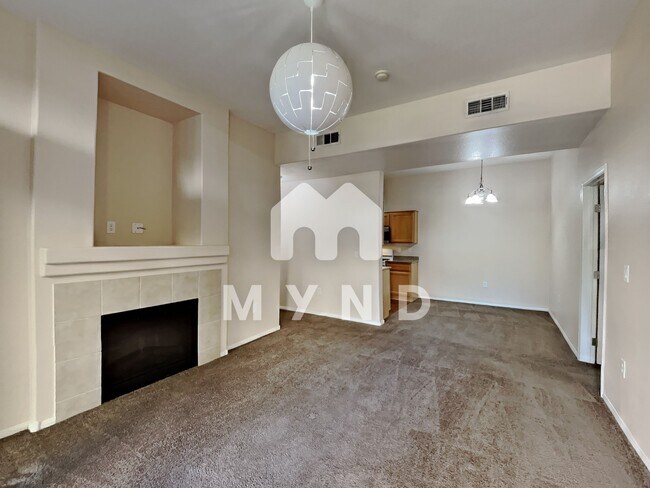 Building Photo - 8985 S Durango Dr Apt 1173