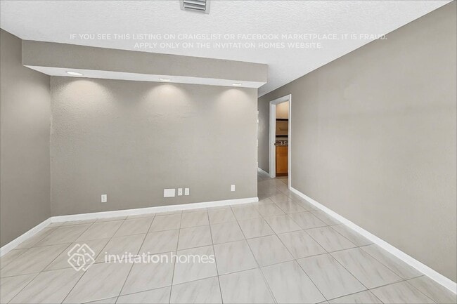 Building Photo - 17925 38th Rd N