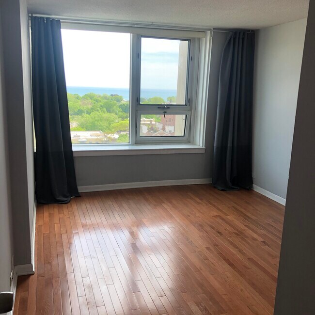 Foto del edificio - 2728 N Hampden Ct