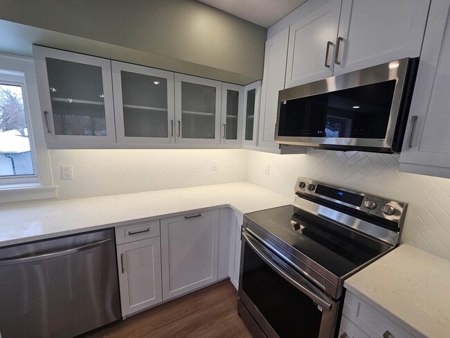 Building Photo - 3039 Whitmore Ave