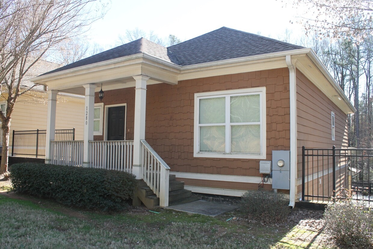 1340 Shoals Rd, Athens, GA 30605 House Rental in Athens, GA