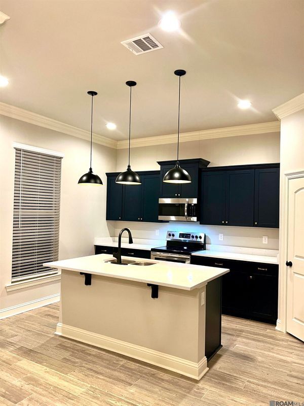 Foto del edificio - 39106 Harrier St