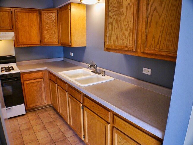 Foto del edificio - 4827 W 109th St