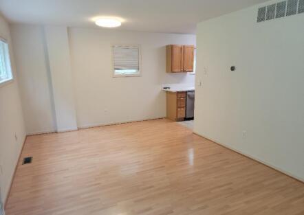Building Photo - 905 Wildt St