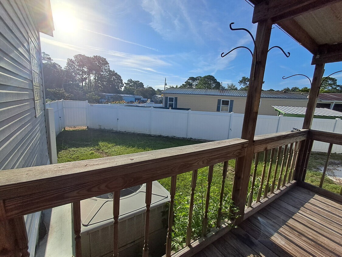 742 San Mateo Rd, Satsuma, FL 32189 House Rental in Satsuma, FL