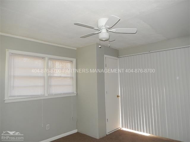 Building Photo - 2394 Cresta Dr