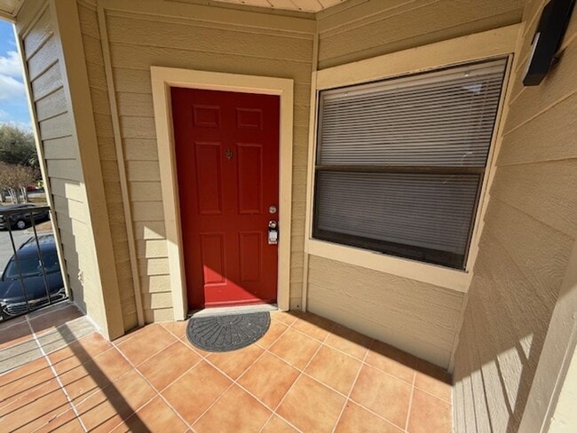 Photo - Parkway Blvd 3038-201 Lease Only Apartment