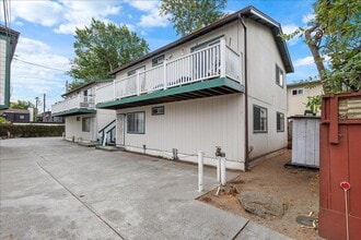Building Photo - 1532 Stanton St