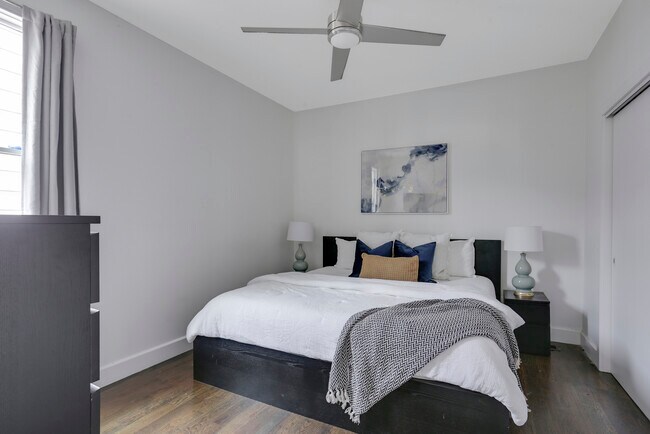 upstairs bedroom - 1078A 2nd Ave S
