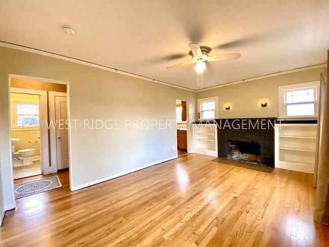 Building Photo - 5903 N Denver Ave
