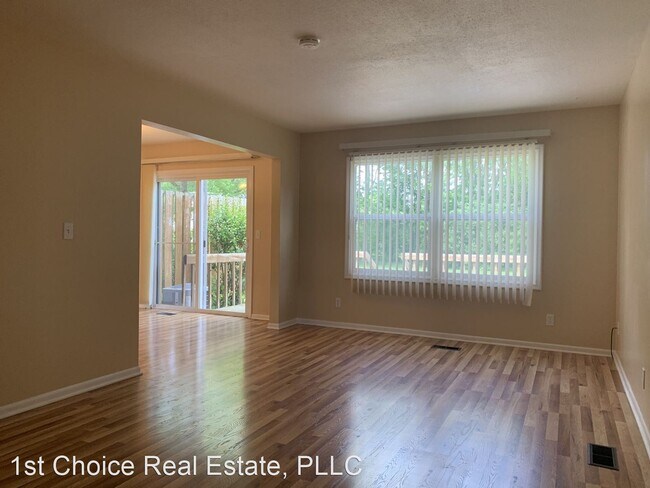Building Photo - 3 br, 1.5 bath House - 2950 Briarwick Dr