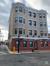 Building Photo - 16 5th St