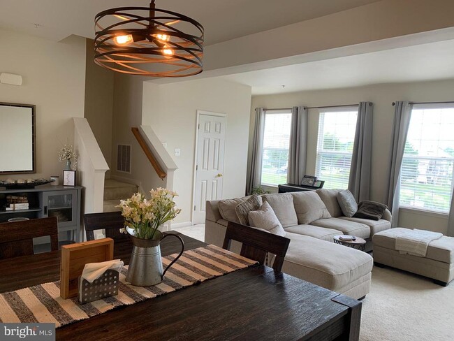 Foto del edificio - 314 East Wainscot Drive