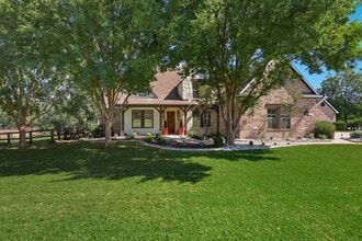 Building Photo - 7889 Steeplechase Cir