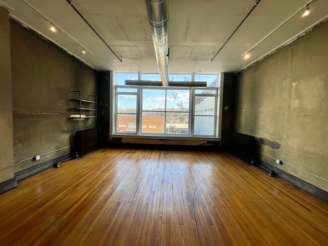 Photo - Benny's 2 Bedroom Loft on Main St