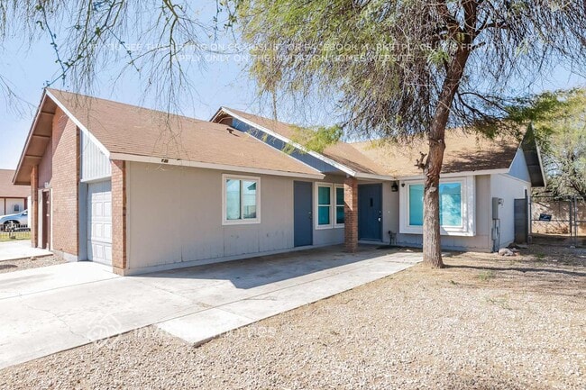 Building Photo - 5730 N 68th Ave