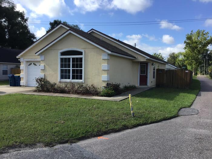 Primary Photo - 106 Orangedale Ave